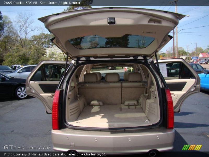 Sand Storm / Light Neutral 2005 Cadillac SRX V8