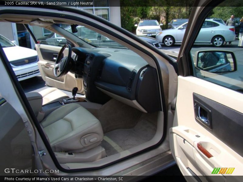 Sand Storm / Light Neutral 2005 Cadillac SRX V8