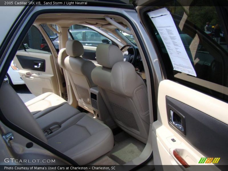 Sand Storm / Light Neutral 2005 Cadillac SRX V8