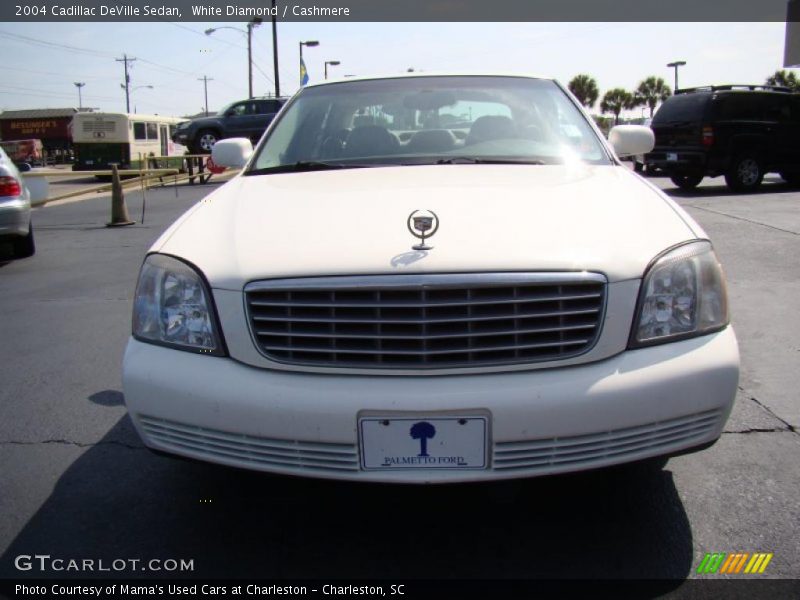 White Diamond / Cashmere 2004 Cadillac DeVille Sedan