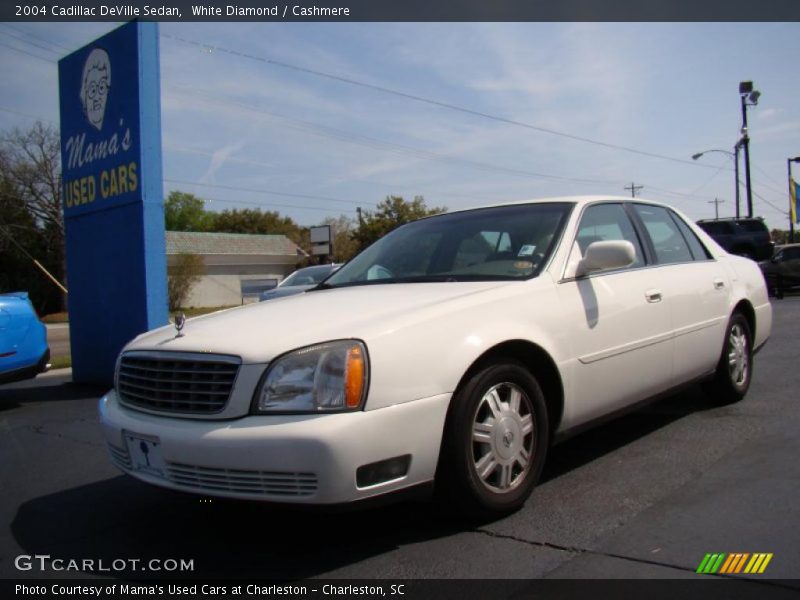 White Diamond / Cashmere 2004 Cadillac DeVille Sedan