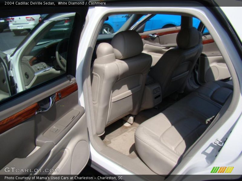White Diamond / Cashmere 2004 Cadillac DeVille Sedan