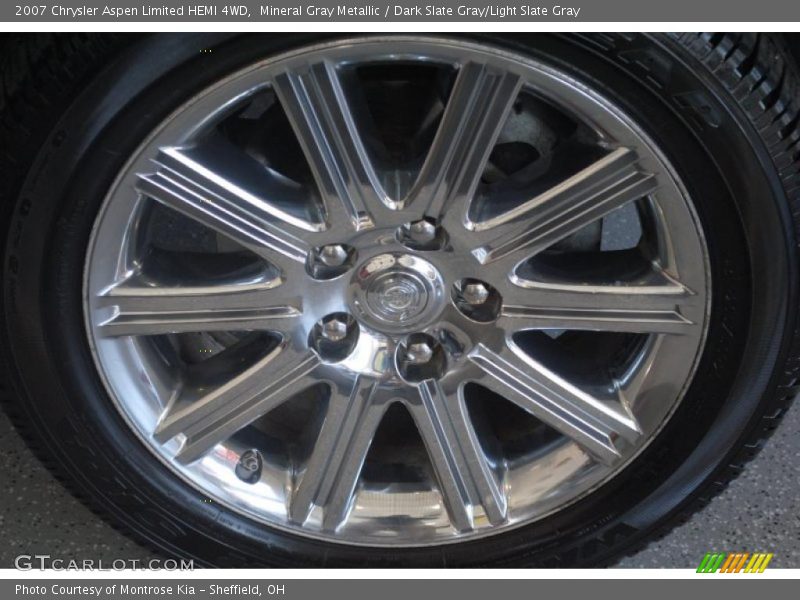Mineral Gray Metallic / Dark Slate Gray/Light Slate Gray 2007 Chrysler Aspen Limited HEMI 4WD