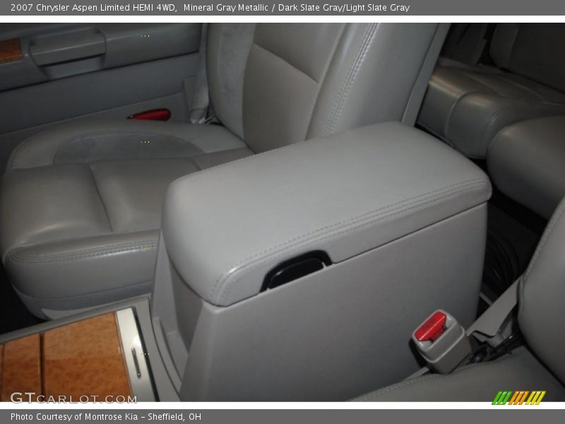 Mineral Gray Metallic / Dark Slate Gray/Light Slate Gray 2007 Chrysler Aspen Limited HEMI 4WD