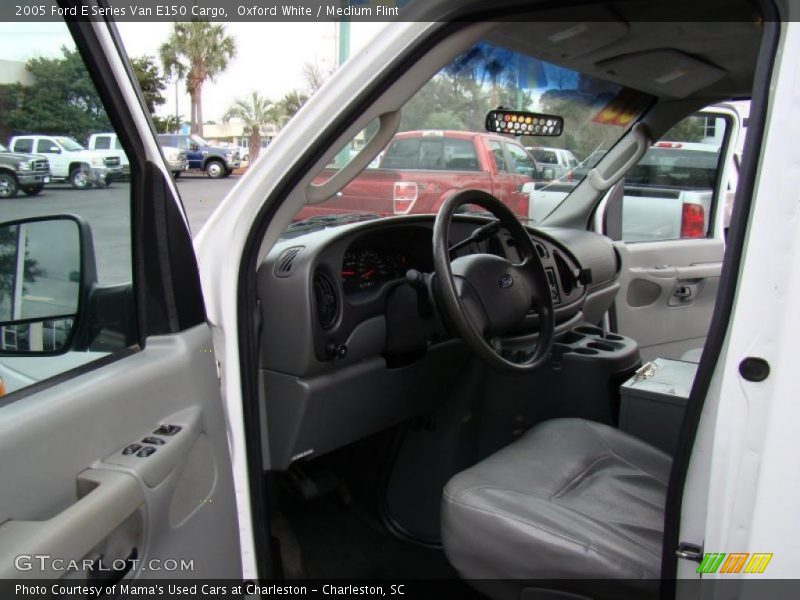 Oxford White / Medium Flint 2005 Ford E Series Van E150 Cargo