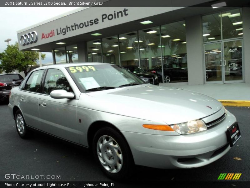 Bright Silver / Gray 2001 Saturn L Series L200 Sedan