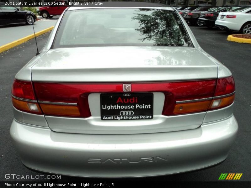 Bright Silver / Gray 2001 Saturn L Series L200 Sedan