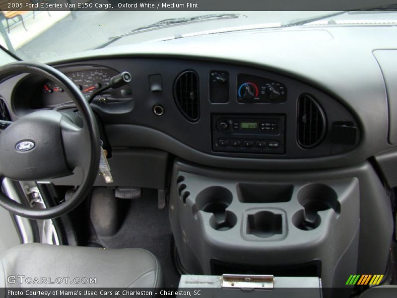 Oxford White / Medium Flint 2005 Ford E Series Van E150 Cargo