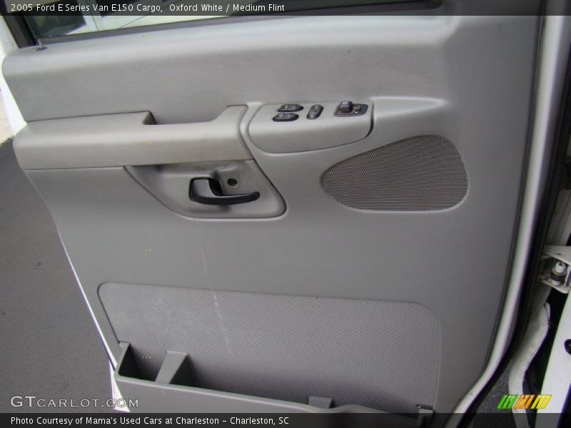 Oxford White / Medium Flint 2005 Ford E Series Van E150 Cargo