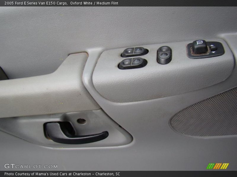 Oxford White / Medium Flint 2005 Ford E Series Van E150 Cargo