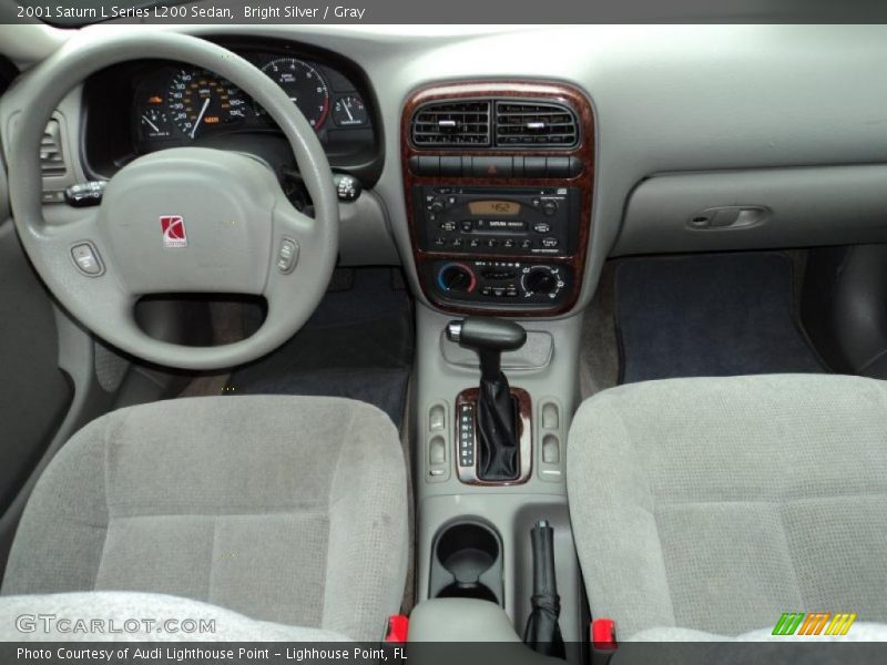 Dashboard of 2001 L Series L200 Sedan