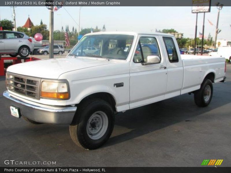 Front 3/4 View of 1997 F250 XL Extended Cab