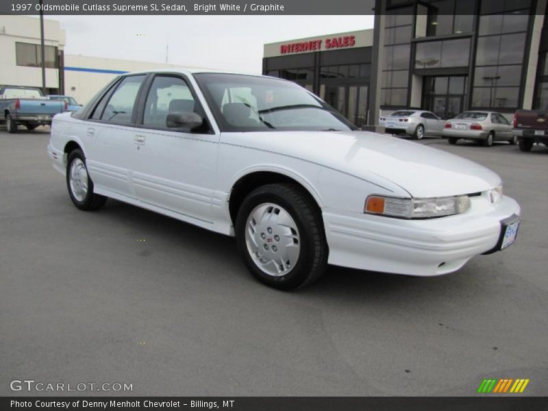 Bright White / Graphite 1997 Oldsmobile Cutlass Supreme SL Sedan