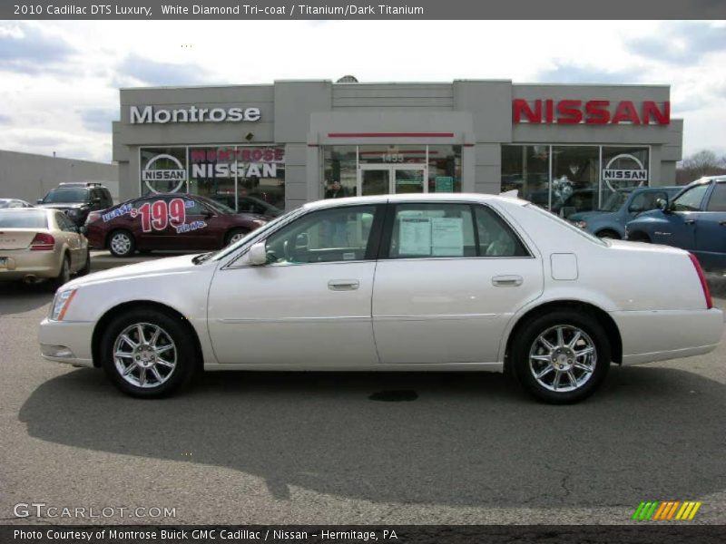 White Diamond Tri-coat / Titanium/Dark Titanium 2010 Cadillac DTS Luxury