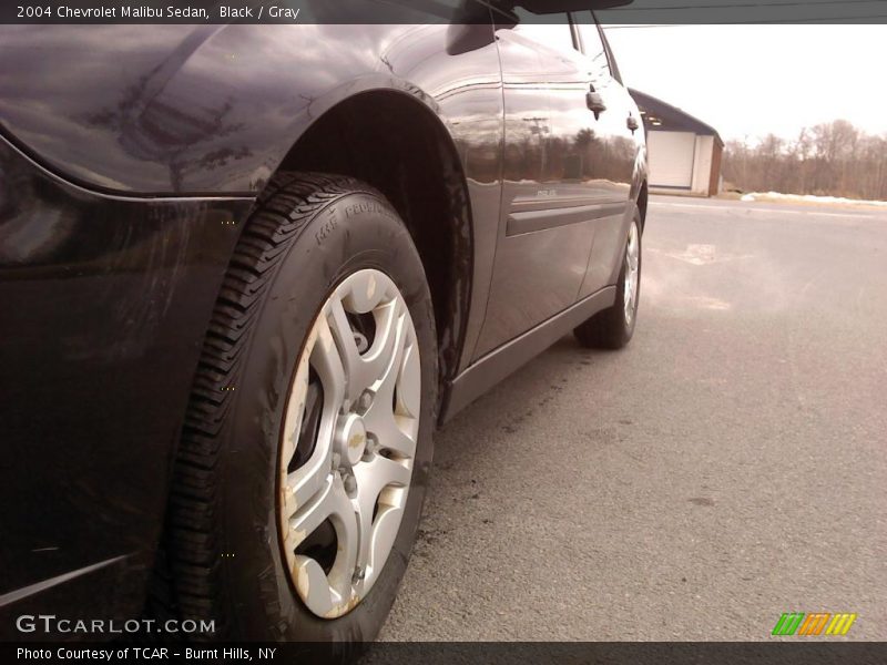 Black / Gray 2004 Chevrolet Malibu Sedan