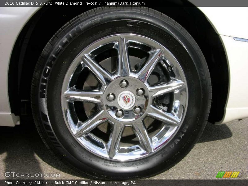 White Diamond Tri-coat / Titanium/Dark Titanium 2010 Cadillac DTS Luxury