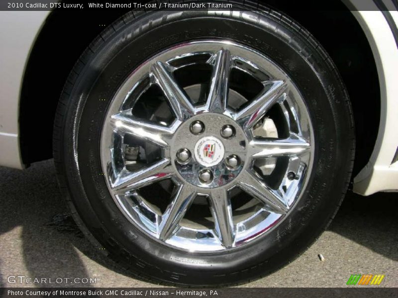 White Diamond Tri-coat / Titanium/Dark Titanium 2010 Cadillac DTS Luxury