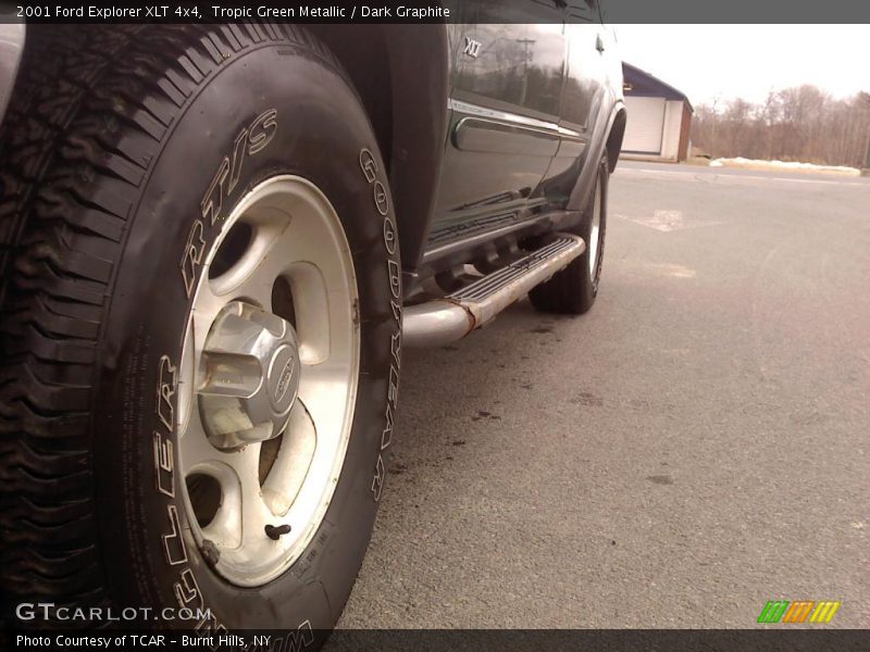 Tropic Green Metallic / Dark Graphite 2001 Ford Explorer XLT 4x4