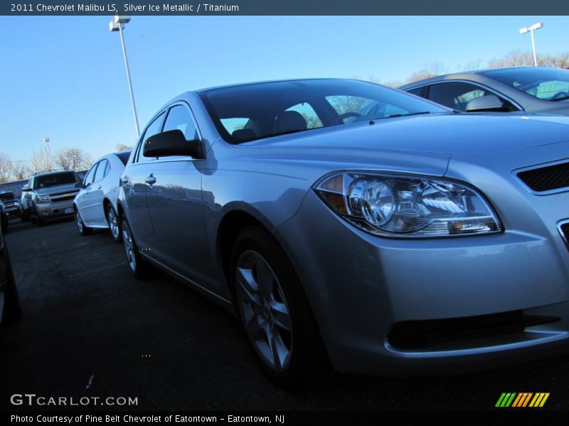 Silver Ice Metallic / Titanium 2011 Chevrolet Malibu LS