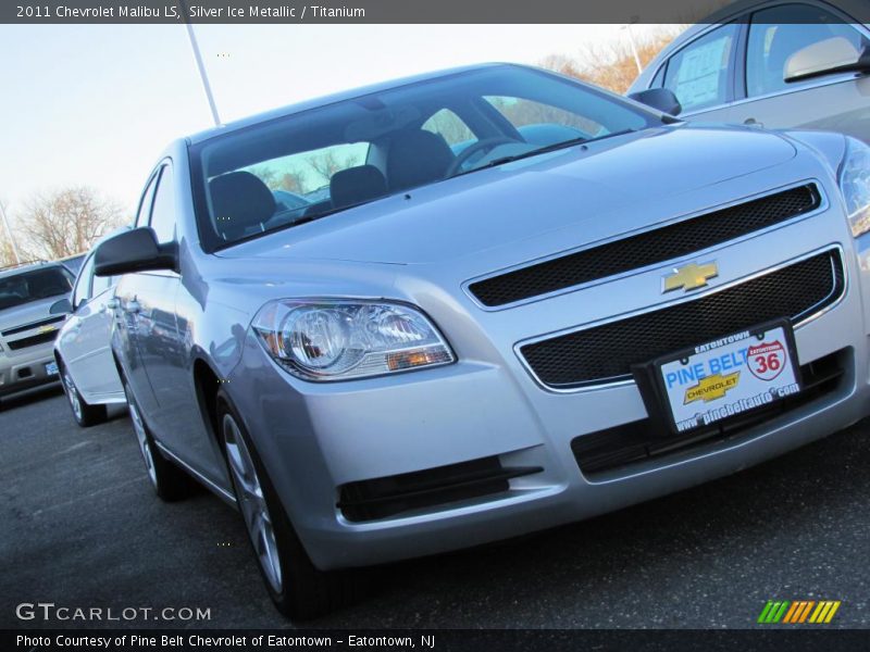 Silver Ice Metallic / Titanium 2011 Chevrolet Malibu LS