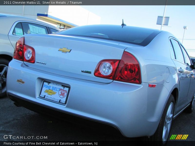 Silver Ice Metallic / Titanium 2011 Chevrolet Malibu LS