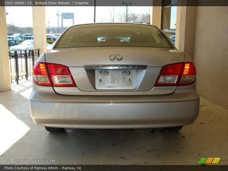 Brilliant Silver Metallic / Graphite 2002 Infiniti I 35