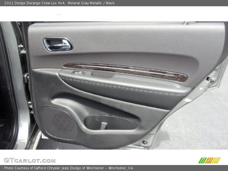Mineral Gray Metallic / Black 2011 Dodge Durango Crew Lux 4x4