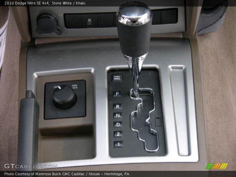 Stone White / Khaki 2010 Dodge Nitro SE 4x4