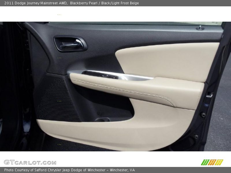 Blackberry Pearl / Black/Light Frost Beige 2011 Dodge Journey Mainstreet AWD