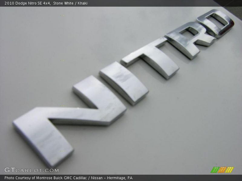 Stone White / Khaki 2010 Dodge Nitro SE 4x4