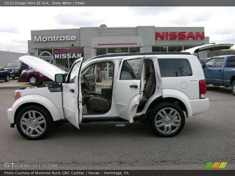 Stone White / Khaki 2010 Dodge Nitro SE 4x4