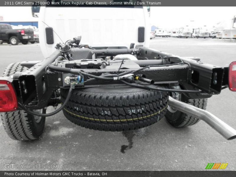 Summit White / Dark Titanium 2011 GMC Sierra 2500HD Work Truck Regular Cab Chassis