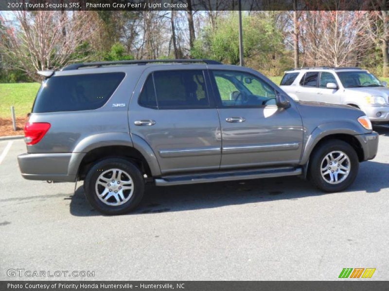Phantom Gray Pearl / Light Charcoal 2007 Toyota Sequoia SR5