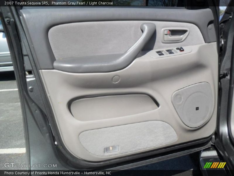 Phantom Gray Pearl / Light Charcoal 2007 Toyota Sequoia SR5