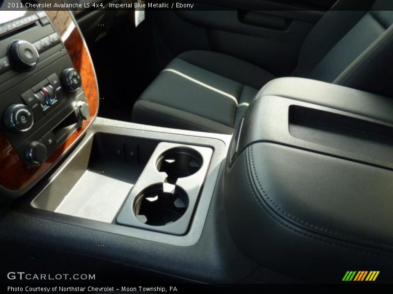 Imperial Blue Metallic / Ebony 2011 Chevrolet Avalanche LS 4x4