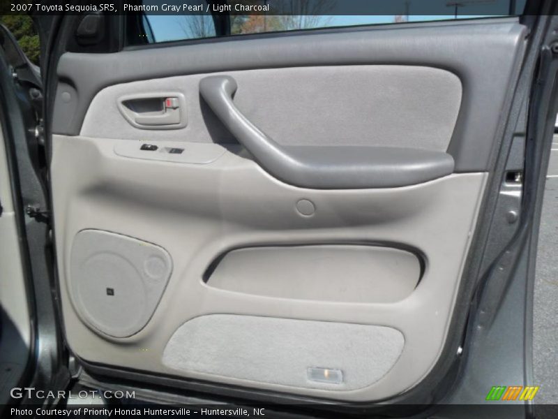 Phantom Gray Pearl / Light Charcoal 2007 Toyota Sequoia SR5