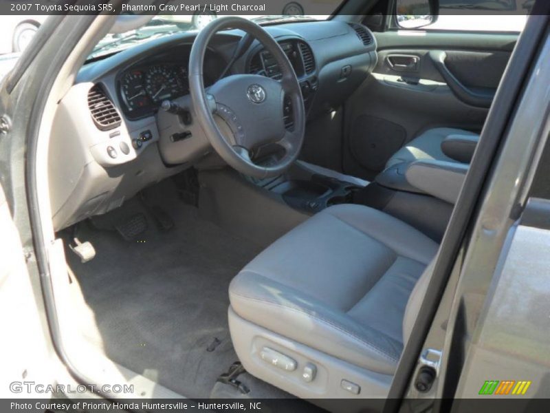 Phantom Gray Pearl / Light Charcoal 2007 Toyota Sequoia SR5