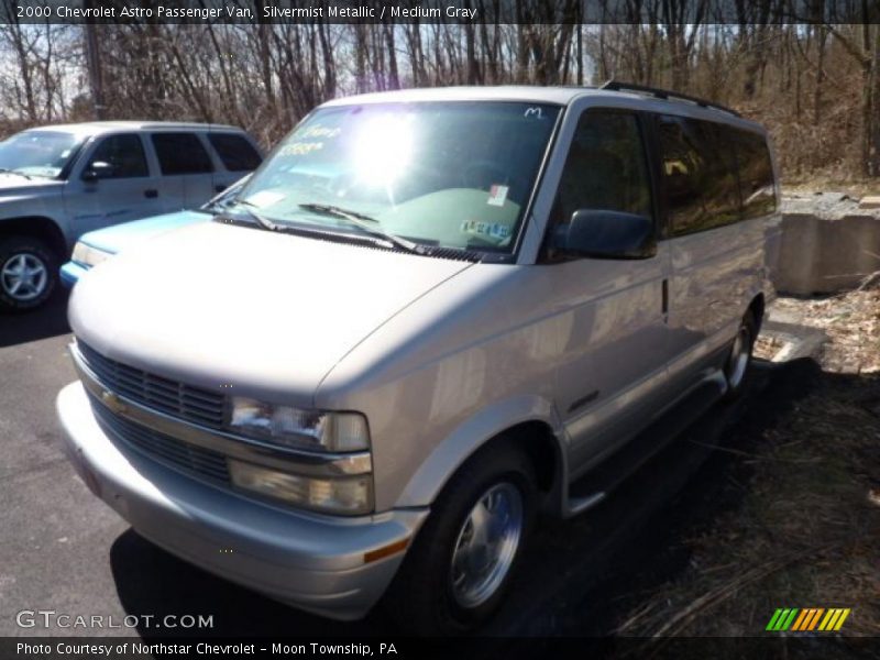 Silvermist Metallic / Medium Gray 2000 Chevrolet Astro Passenger Van