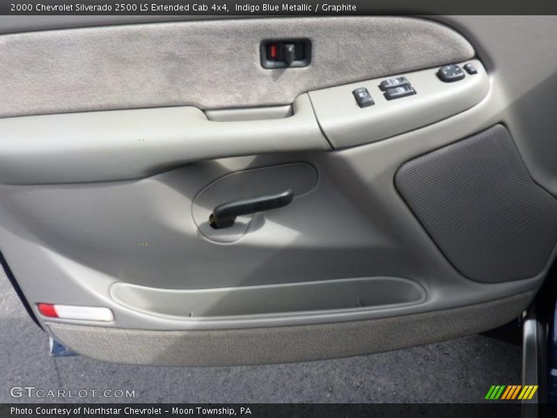 Indigo Blue Metallic / Graphite 2000 Chevrolet Silverado 2500 LS Extended Cab 4x4