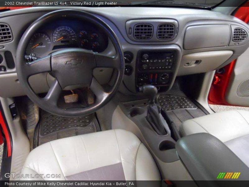 Victory Red / Light Pewter 2002 Chevrolet TrailBlazer LS 4x4