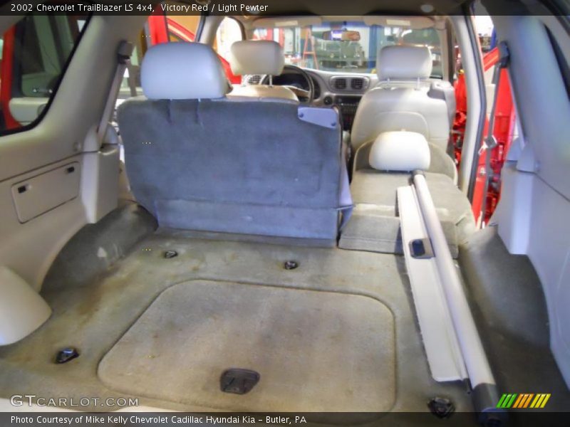 Victory Red / Light Pewter 2002 Chevrolet TrailBlazer LS 4x4