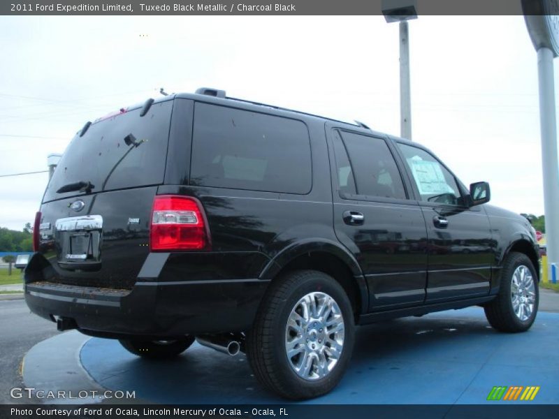 Tuxedo Black Metallic / Charcoal Black 2011 Ford Expedition Limited