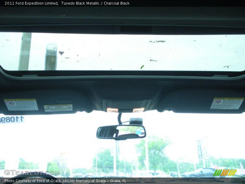 Tuxedo Black Metallic / Charcoal Black 2011 Ford Expedition Limited