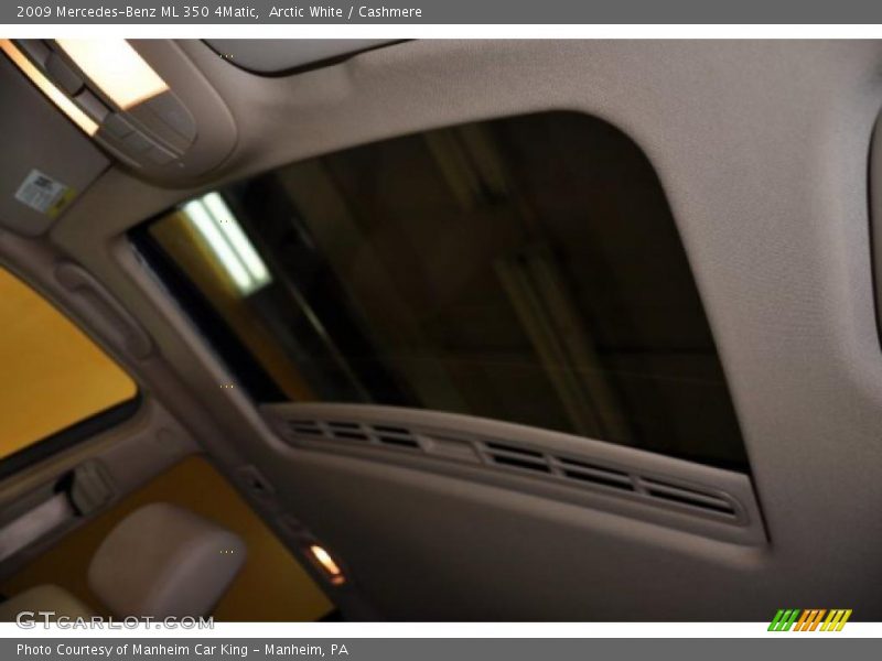Arctic White / Cashmere 2009 Mercedes-Benz ML 350 4Matic