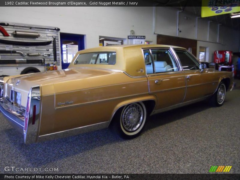 Gold Nugget Metallic / Ivory 1982 Cadillac Fleetwood Brougham d'Elegance