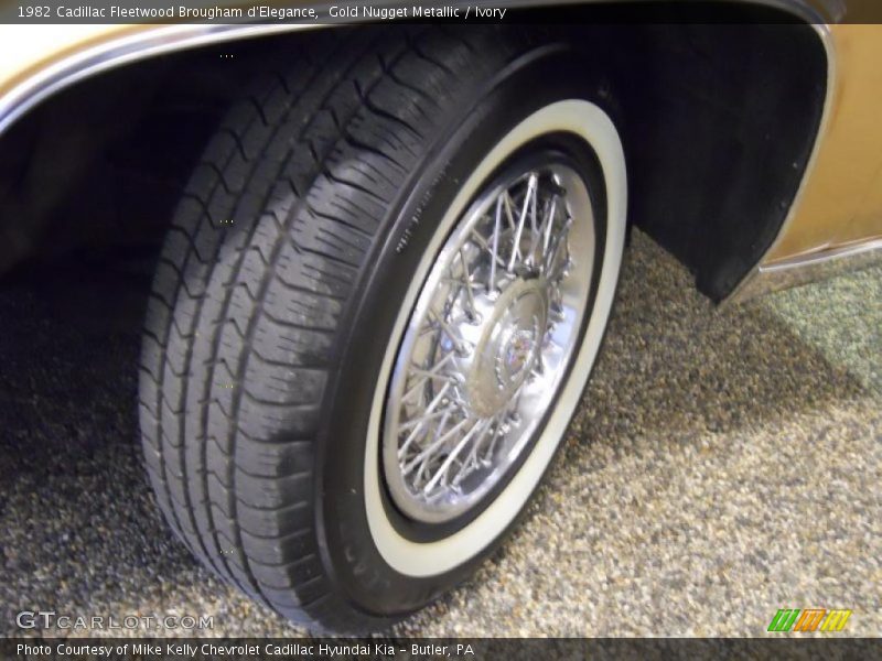 Gold Nugget Metallic / Ivory 1982 Cadillac Fleetwood Brougham d'Elegance