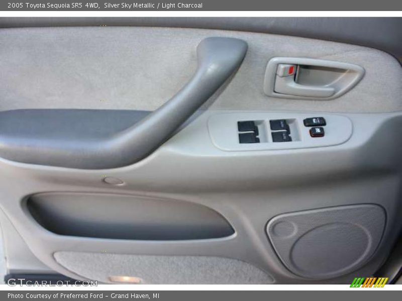 Silver Sky Metallic / Light Charcoal 2005 Toyota Sequoia SR5 4WD