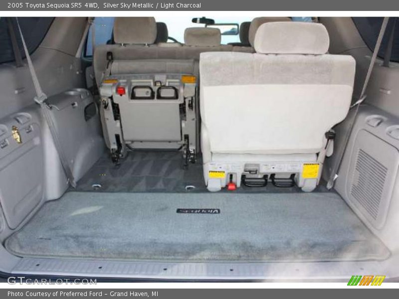 Silver Sky Metallic / Light Charcoal 2005 Toyota Sequoia SR5 4WD
