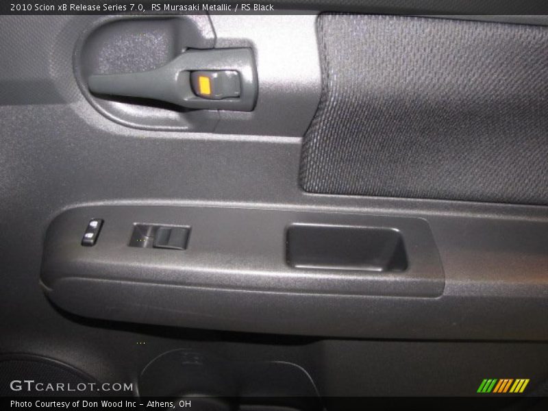 RS Murasaki Metallic / RS Black 2010 Scion xB Release Series 7.0