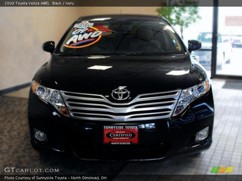 Black / Ivory 2009 Toyota Venza AWD